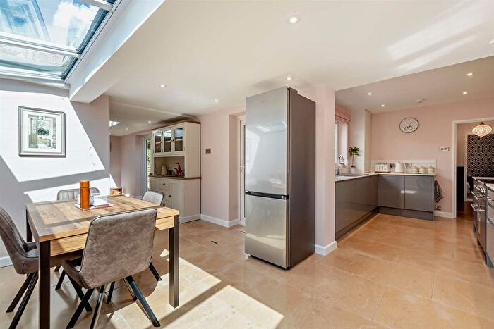 2 Bedroom Detached Bungalow For Sale In Church Street, Teston, Maidstone, ME18