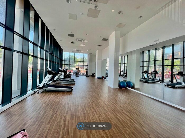 2 Bedroom Flat To Rent In The Gateway, Salford, M5