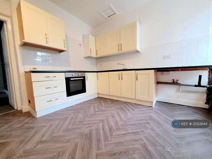 2 Bedroom End Of Terrace House To Rent In Westmoreland Street, Nelson, BB9