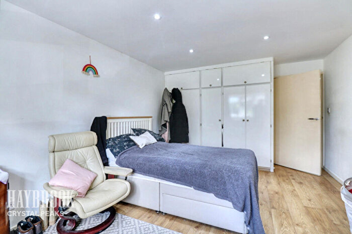 3 Bedroom Detached Bungalow For Sale In Vicar Lane, Woodhouse, S13