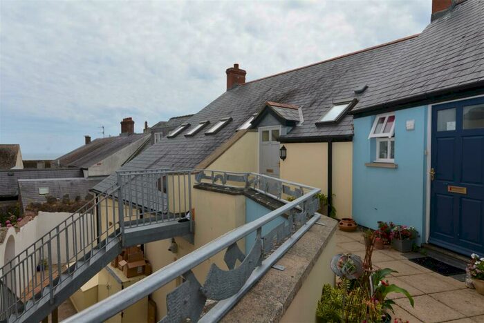 3 Bedroom Apartment For Sale In "Up Above" Flat, Cresswell Street, Tenby, Pembrokeshire., SA70