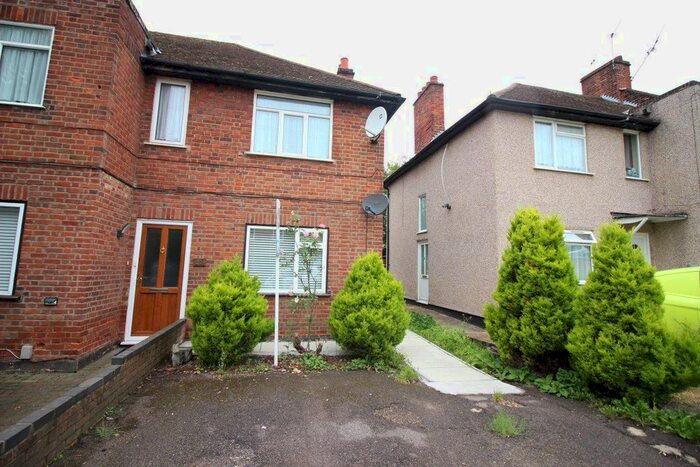 2 Bedroom Maisonette To Rent In Devon Road, Watford WD24