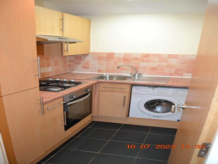 1 Bedroom Flat To Rent In Richmond Road, Roath, Cardiff, CF24