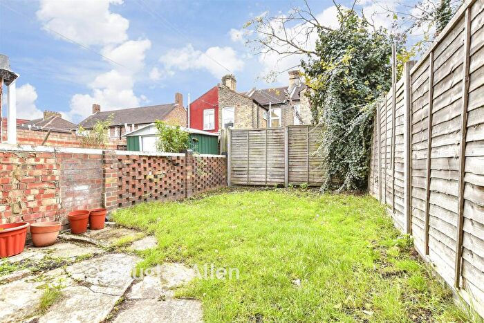 3 Bedroom Terraced House For Sale In Langdon Road, East Ham, London, E6