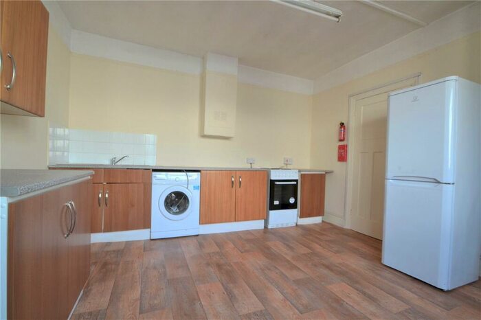 2 Bedroom Apartment To Rent In Downham Way, Bromley, Kent, BR1