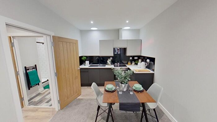 2 Bedroom Flat To Rent In The Printworks, Lake Street, Nottingham, NG7