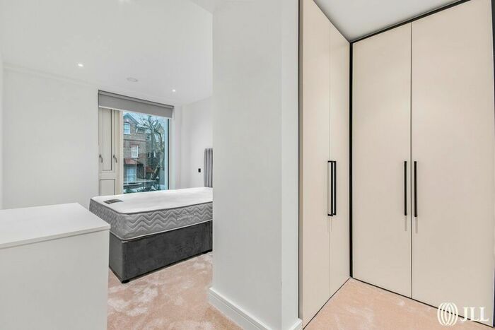 2 Bedroom Flat To Rent In Glenthorne Road, London, W6