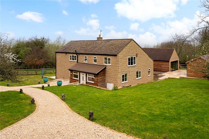 5 Bedroom Equestrian Facility For Sale In Dog Lane, Witcombe, Gloucester, Gloucestershire, GL3