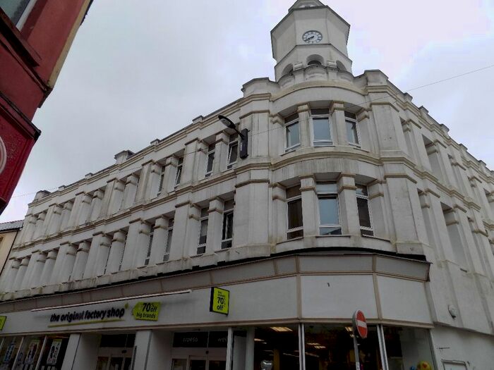 1 Bedroom Flat To Rent In Bonmarche House, Commercial Street, Abertillery, NP13