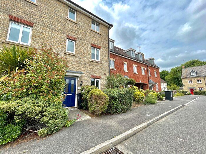 3 Bedroom Terraced House To Rent In Bridge View, Oundle, Peterborough, PE8