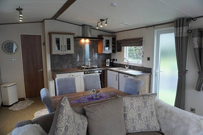 2 Bedroom Caravan For Sale In Dalton On Tees, North Yorkshire, DL2