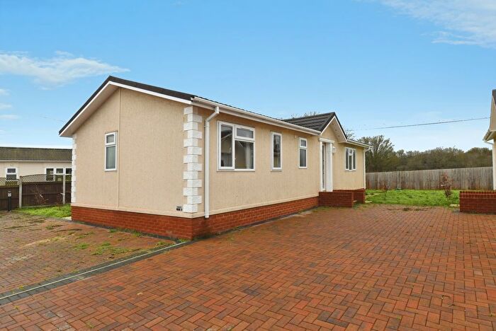 2 Bedroom Property For Sale In Hawk Hill, Battlesbridge, Wickford, Essex, SS11