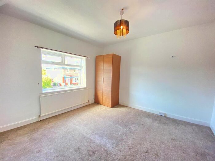 2 Bedroom Flat To Rent In Harewood Avenue, Heysham, Morecambe LA3