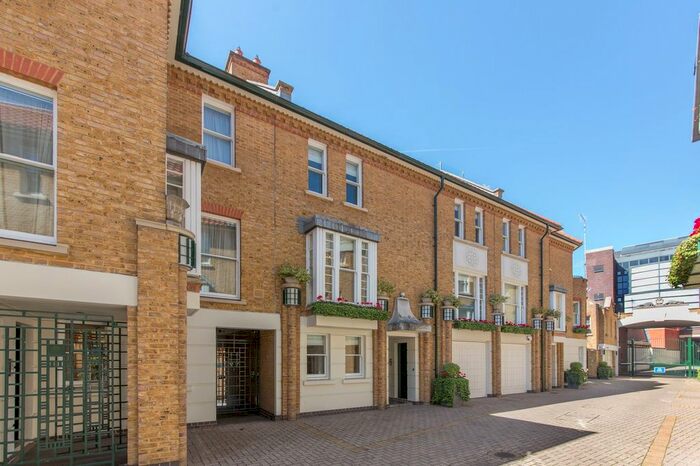 3 Bedroom Terraced House To Rent In Charles Ii Place, Chelsea, SW3