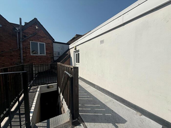 1 Bedroom Flat To Rent In Lichfield Street, Tamworth, B79