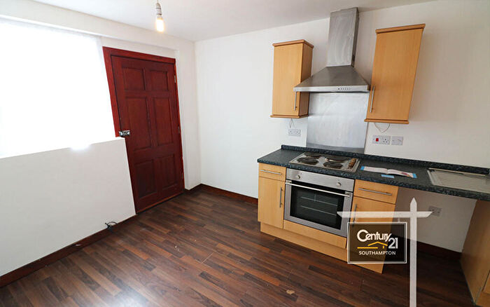 1 Bedroom Flat To Rent In |Ref: |, Shirley Road, Southampton, SO15