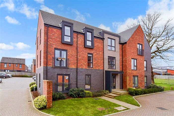 1 Bedroom Flat For Sale In Cheerio Lane, Pease Pottage, Crawley, West Sussex, RH11