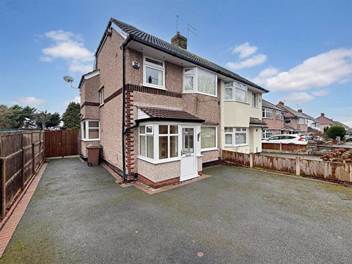 3 Bedroom Semi-Detached House For Sale In Loomsway, Irby, Wirral, CH61