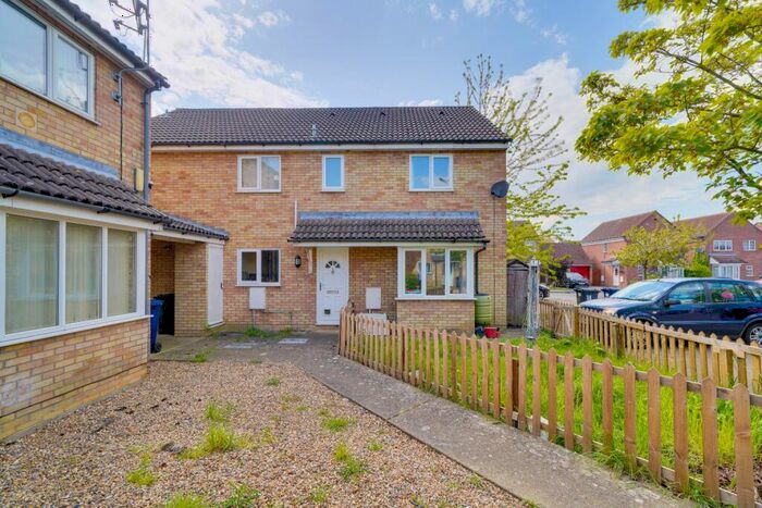 2 Bedroom Terraced House For Sale In Derwent Close, St. Ives, Cambridgeshire, PE27