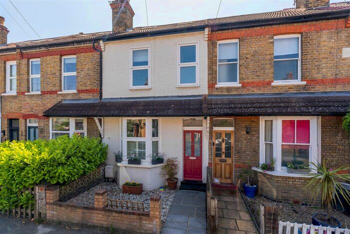 3 Bedroom Property To Rent In Holly Road, Hampton Hill, Hampton, TW12