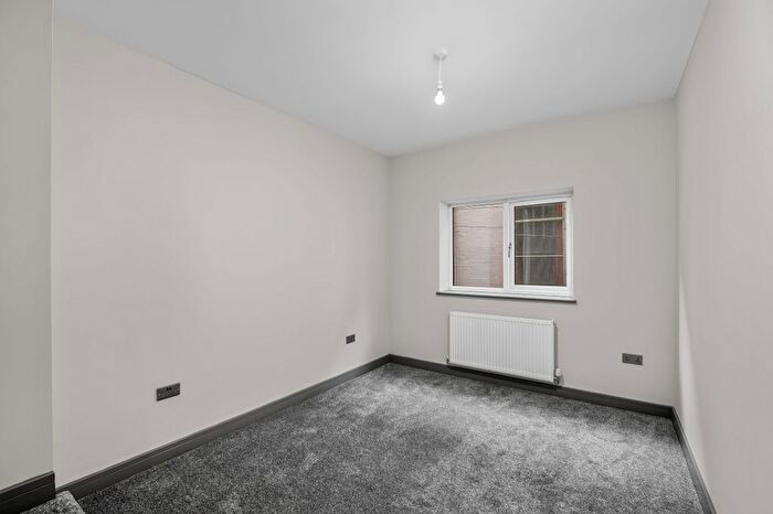 1 Bedroom Flat To Rent In Apartment, Bank Street, Castleford, WF10