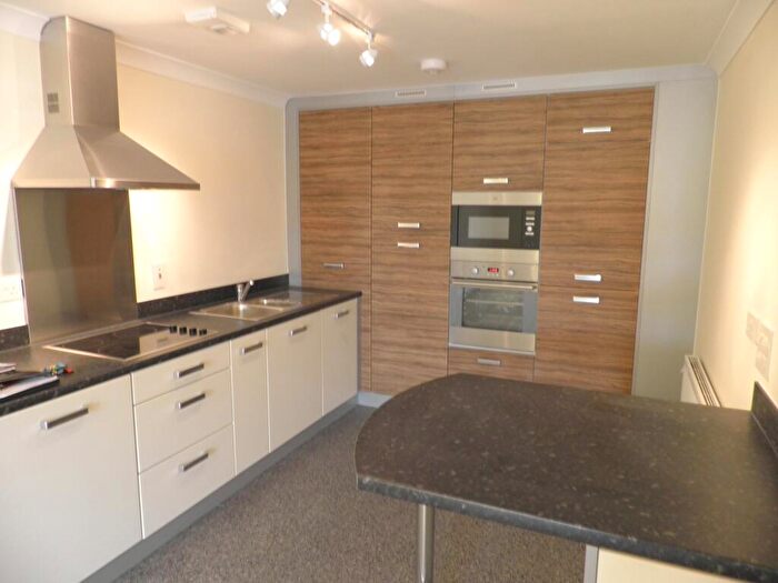 2 Bedroom Apartment To Rent In Oldfield Road, Maidenhead, SL6