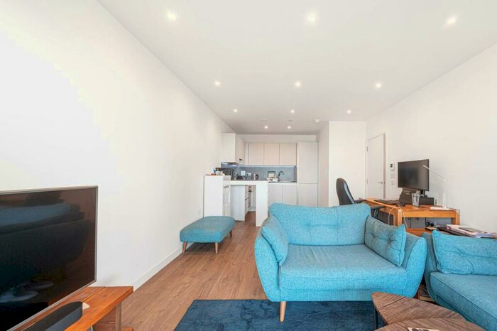 1 Bedroom Flat To Rent In Damsel Walk, Hendon, London, NW9