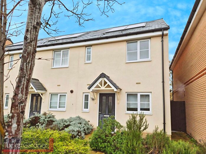 2 Bedroom Property To Rent In Primrose Lane, Cambridge, CB24