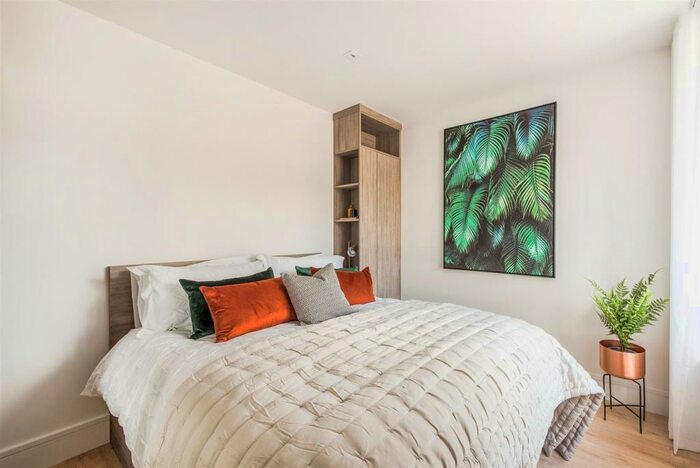 Studio To Rent In Ewing House, Brentwood, CM14