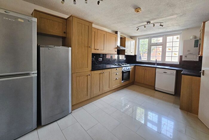 3 Bedroom Terraced House To Rent In Waverton Road, London, SW18