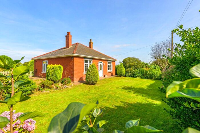 2 Bedroom Detached Bungalow For Sale In Main Road, Old Leake, Boston, PE22