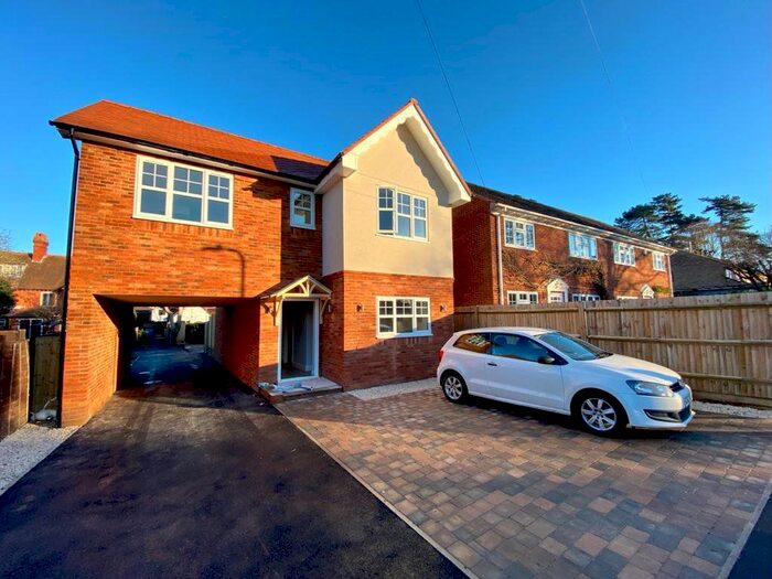 3 Bedroom Property To Rent In Camden Road, Maidenhead SL6