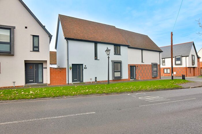 3 Bedroom Semi-detached House For Sale In Dunmow Road, Thaxted, CM6