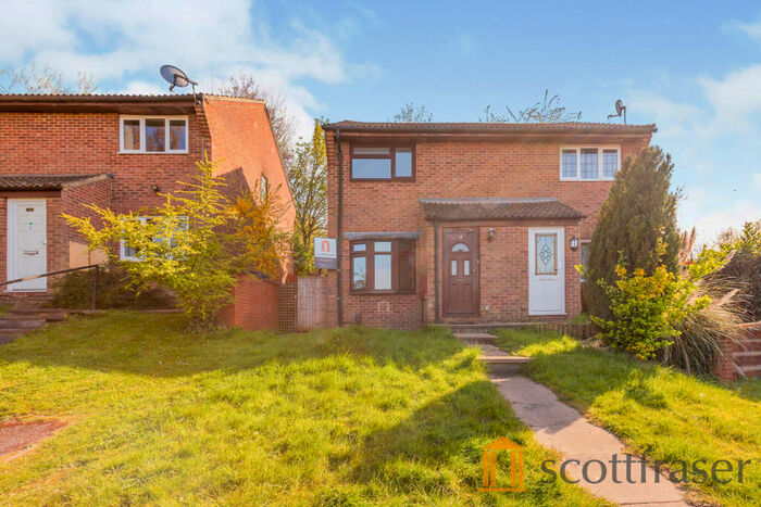 2 Bedroom Semi-Detached House To Rent In Hengrove Close, Headington, OX3