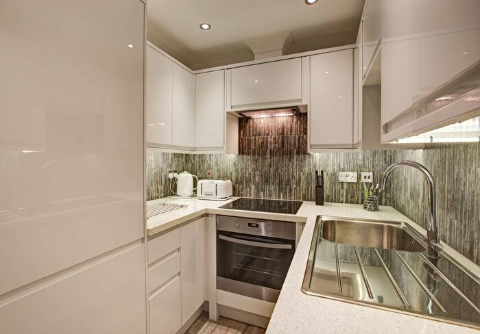 1 Bedroom Flat To Rent In High Road, Turnpike Lane, N22