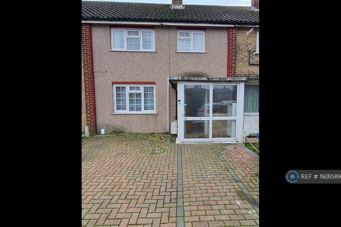2 Bedroom Terraced House To Rent In Sydney Road, Tilbury, RM18