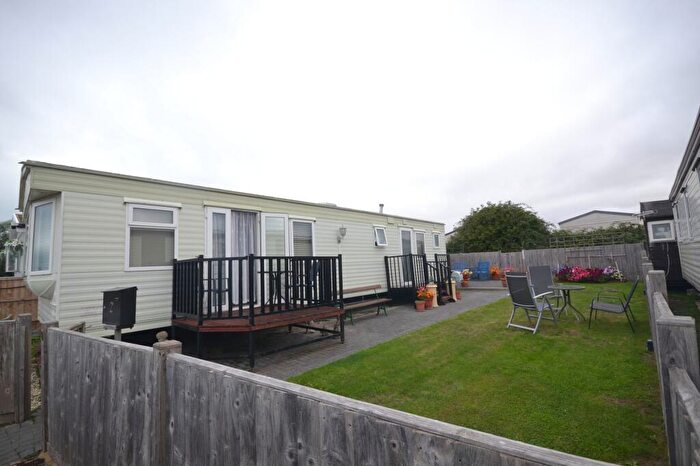 2 Bedroom Caravan For Sale In Selsey, PO20