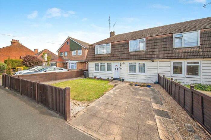 2 Bedroom Maisonette For Sale In Coopers Lane, Clacton-On-Sea, CO15