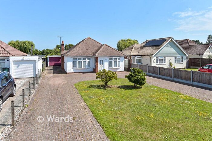 2 Bedroom Bungalow For Sale In Maydowns Road, Chestfield, Whitstable, Kent, CT5