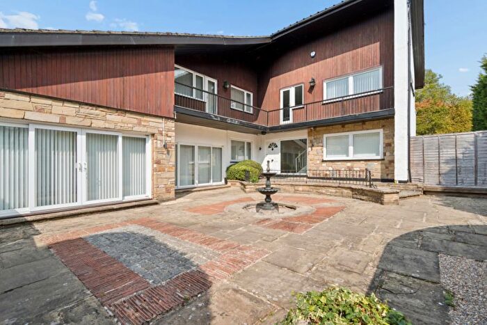 8 Bedroom Detached House To Rent In Oxhey Lane, Pinner, HA5