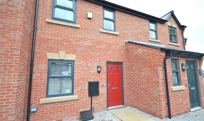 2 Bedroom House To Rent In Market Street, Droyslden, Manchester, M43