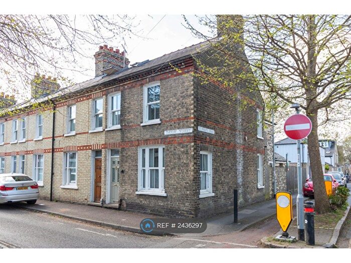 4 Bedroom End Of Terrace House To Rent In Thoday Street, Cambridge, CB1