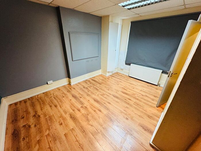 Studio To Rent In London Road, Thornton Heath, CR7