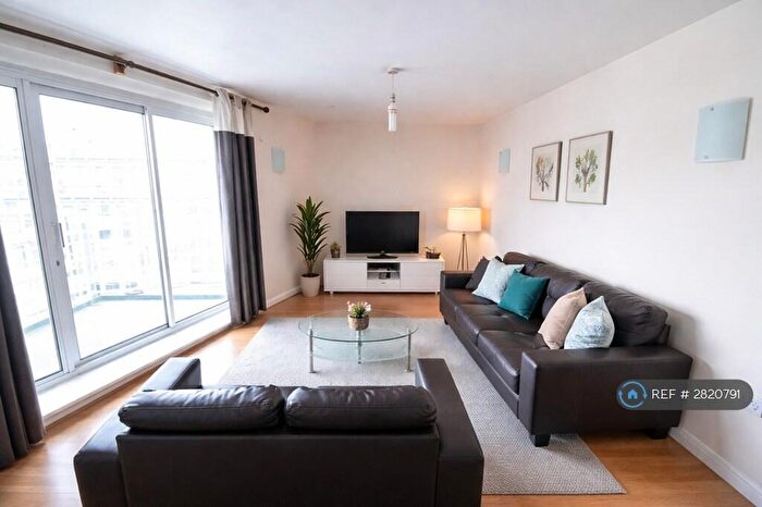 2 Bedroom Flat To Rent In City View, Ilford, IG1