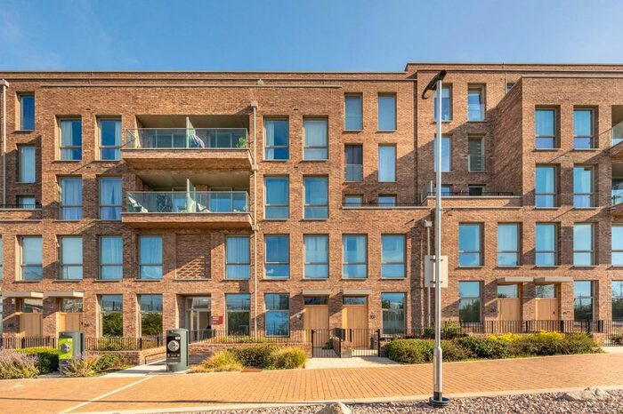 4 Bedroom Flat To Rent In Barking, Barking, IG11