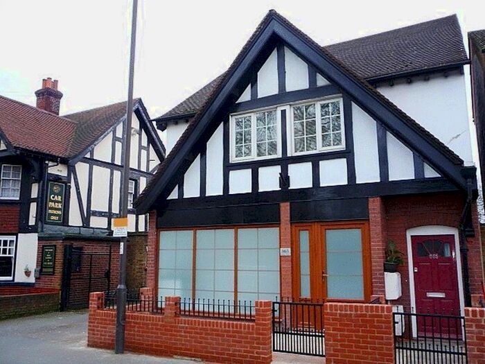 3 Bedroom Flat To Rent In Staines Road, Bedfont, Feltham, TW14