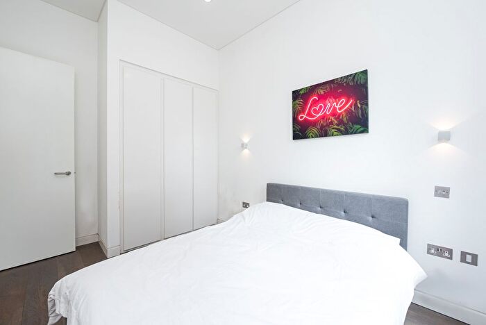 1 Bedroom Flat To Rent In Haven Way, London, SE1