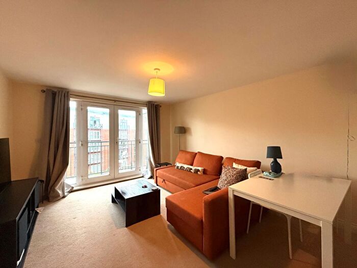 2 Bedroom Flat To Rent In Constantine House, New North Road, EX4
