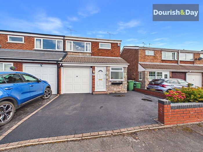 3 Bedroom Semi-detached House For Sale In Clifton Avenue, Cannock, WS11