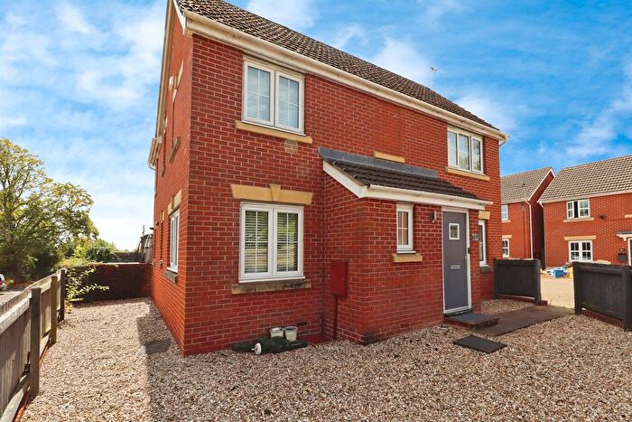 4 Bedroom Detached House For Sale In Willowbrook Gardens, St. Mellons, Cardiff, CF3